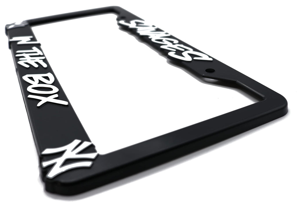 LP Frameworks NY Yankees Savages in the Box 3D Raised License Plate Frame | 1 Pack Car License Plate Cover | Universal US Car Black License Plate Holder | Auto Accessories (Car, Truck and SUV)